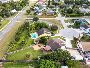 6567 Cindi Lane, Greenacres FL 33467