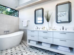 2570 Players Court, Wellington FL 33414