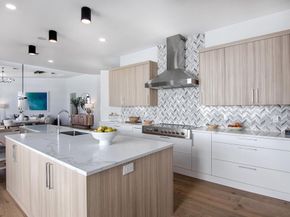 2570 Players Court, Wellington FL 33414