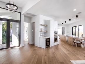 2570 Players Court, Wellington FL 33414