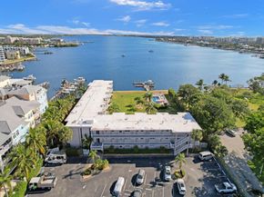 311 E Ocean Avenue 102, Lantana FL 33462