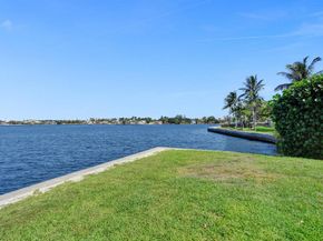 311 E Ocean Avenue 102, Lantana FL 33462