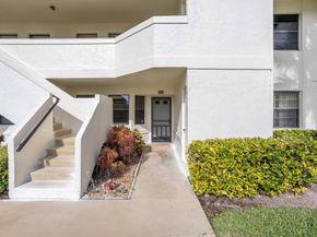 5881 Parkwalk Drive, Boynton Beach FL 33472