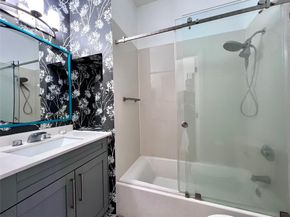 2314 Johnson St 23D, Hollywood FL 33020