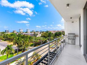 495 E Royal Palm Road 601, Boca Raton FL 33432