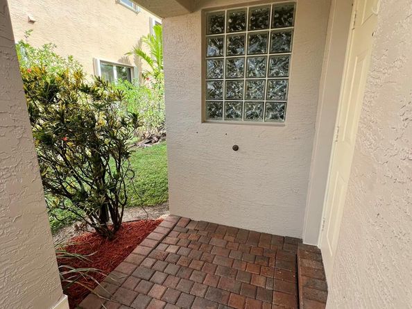 5308 Moon Shadow Lane E, Greenacres FL 33463