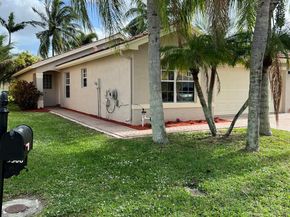 5308 Moon Shadow Lane E, Greenacres FL 33463
