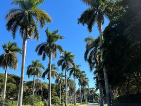 5308 Moon Shadow Lane E, Greenacres FL 33463