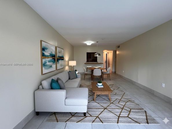 3700 NW 21st Street 304, Lauderdale Lakes FL 33311