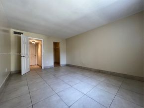 3700 NW 21st Street 304, Lauderdale Lakes FL 33311