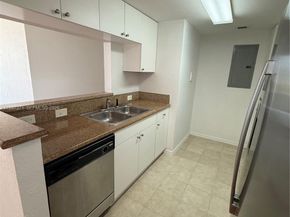 36 NW 6th Avenue 504, Miami FL 33128