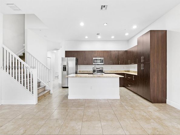 1732 NW 124th Place, Pembroke Pines FL 33028