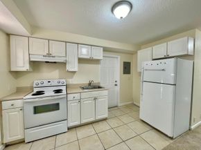 5555 Garden Avenue, West Palm Beach FL 33405