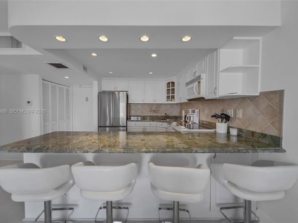 465 Ocean Drive 1102, Miami Beach FL 33139