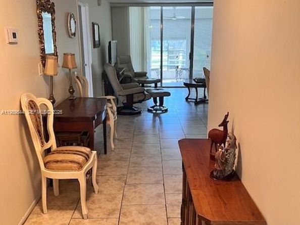 2998 NW 48th Terrace 233, Lauderdale Lakes FL 33313