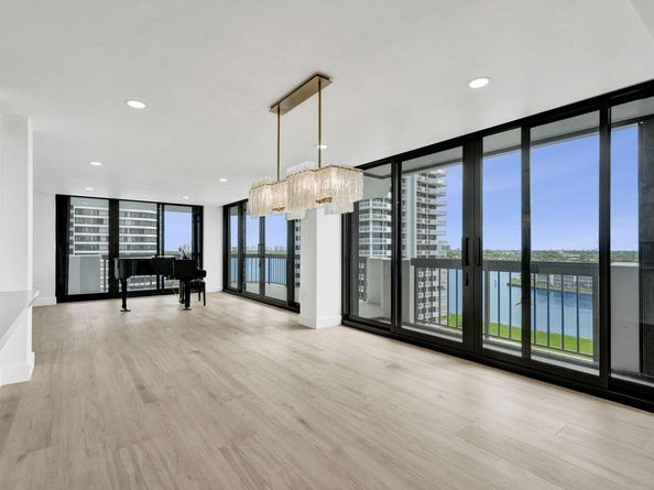 108 Lakeshore Drive 1041, North Palm Beach FL 33408