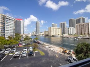 111 Golden Isles Drive C9, Hallandale Beach FL 33009