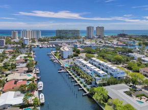 2743 NE 1st Street, Pompano Beach FL 33062
