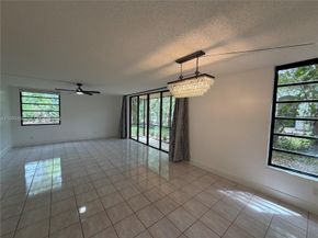 400 Commodore Drive 101, Plantation FL 33325
