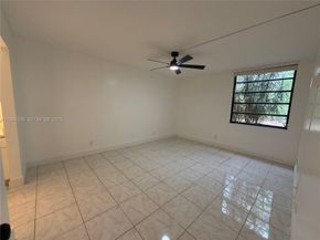 400 Commodore Drive 101, Plantation FL 33325