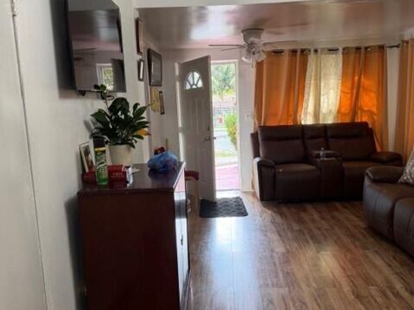 2711 NW 169 Terrace, Miami Gardens FL 33056