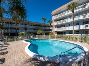 1965 SE 5th Court 104, Pompano Beach FL 33060
