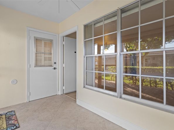 1965 SE 5th Court 104, Pompano Beach FL 33060