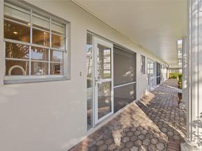 1965 SE 5th Court 104, Pompano Beach FL 33060