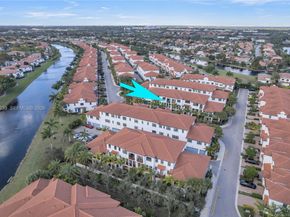 11537 SW 13th Court, Pembroke Pines FL 33025