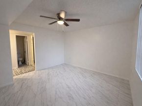3826 Whitehall Drive 305, West Palm Beach FL 33401