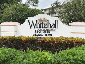 3826 Whitehall Drive 305, West Palm Beach FL 33401