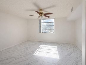 3826 Whitehall Drive 305, West Palm Beach FL 33401