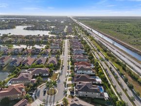 9811 Lakeview Ln, Parkland FL 33076