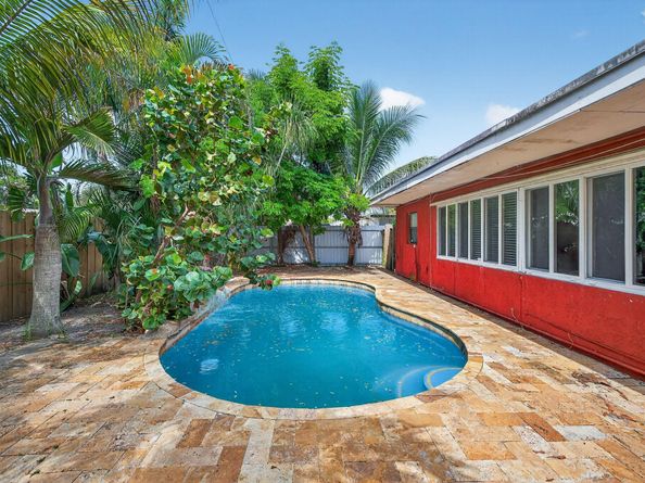 2248 SW 14th Ct, Fort Lauderdale FL 33312