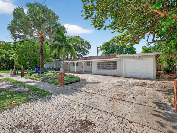 2248 SW 14th Ct, Fort Lauderdale FL 33312