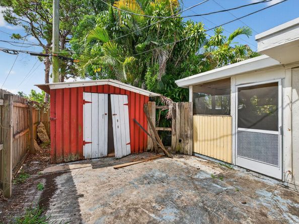 2248 SW 14th Ct, Fort Lauderdale FL 33312