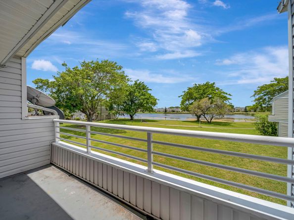 3461 NW 44th St 206, Lauderdale Lakes FL 33309