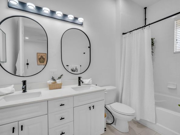 2420 Venetian Way 2420, Boynton Beach FL 33426