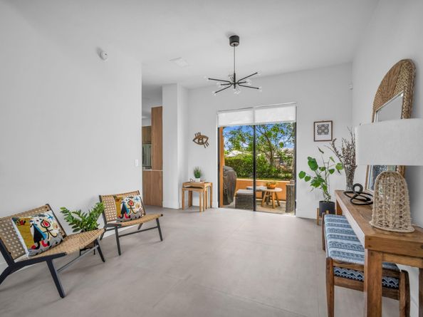 2420 Venetian Way 2420, Boynton Beach FL 33426