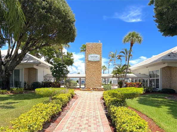 2800 W Golf Blvd 228, Pompano Beach FL 33064