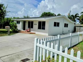 2733 NE 6th Ave, Wilton Manors FL 33334