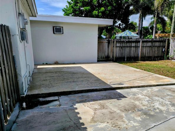 2733 NE 6th Ave, Wilton Manors FL 33334