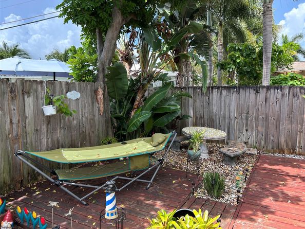 2733 NE 6th Ave, Wilton Manors FL 33334