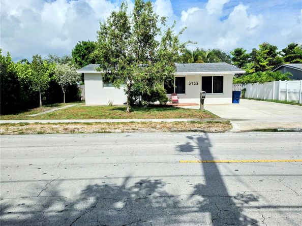 2733 NE 6th Ave, Wilton Manors FL 33334