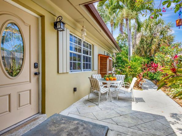 227 NE 12th Street, Delray Beach FL 33444