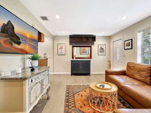 227 NE 12th Street, Delray Beach FL 33444