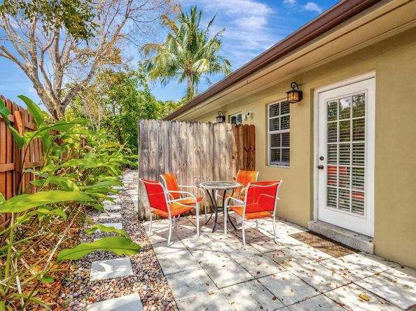 227 NE 12th Street, Delray Beach FL 33444
