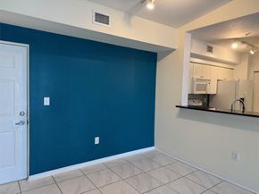 6831 SW 44th St 312, Miami FL 33155