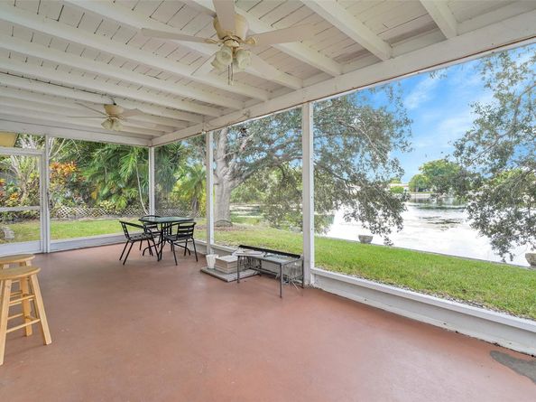 6606 NW 59th St, Tamarac FL 33321