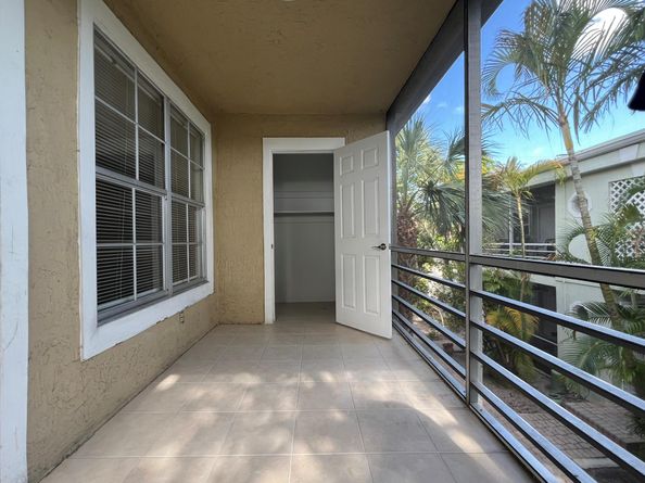 317 SE 11th Ave D, Pompano Beach FL 33060
